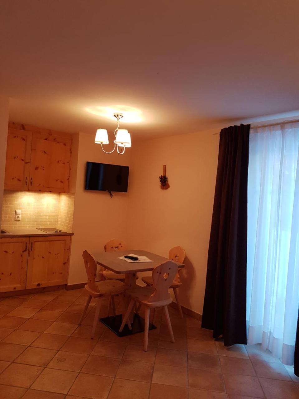 Residenze Sonnenschein Aparthotel Villabassa Bagian luar foto